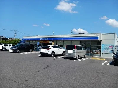 ローソン高松成合町店さんまで900m