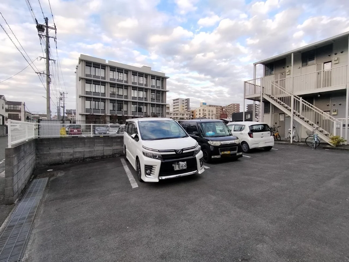 設備・仕様は号室により異なる為、現況を優先致します。