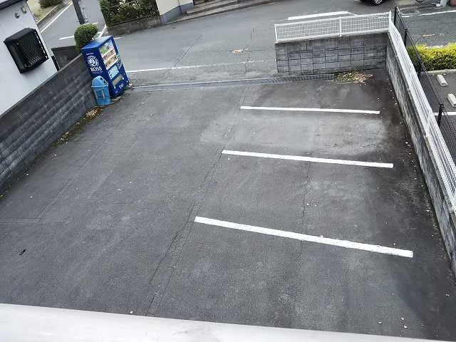 写真と現状が異なる場合は現状を優先します。