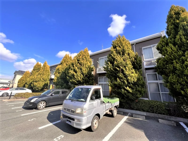 駐車場は別料金となります。