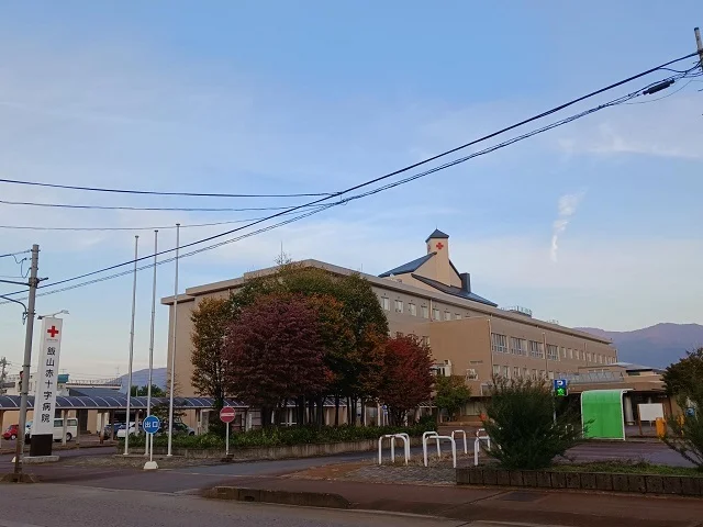 飯山赤十字病院まで3200m