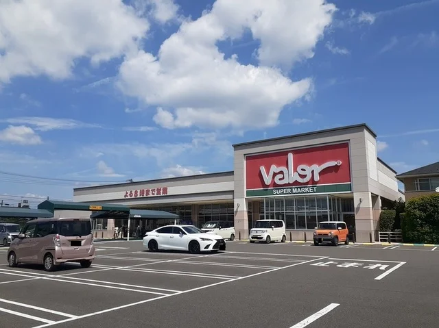 バロー茜部本郷店まで850m