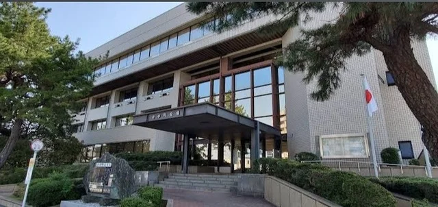 府中町役場まで1000m