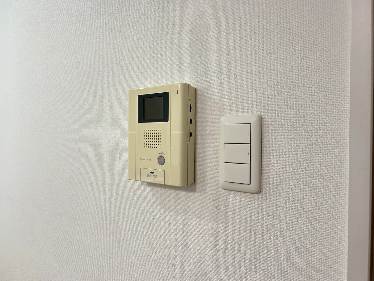 モニタ付インターフォン