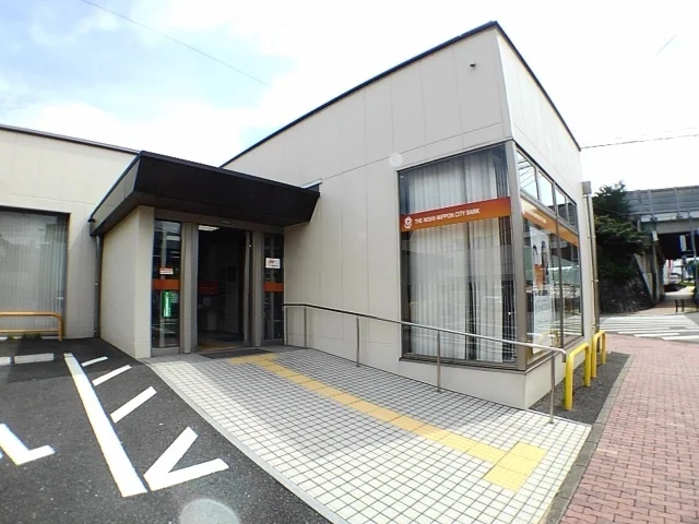 西日本シティ銀行まで700m