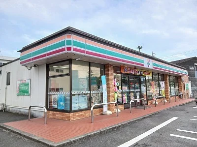 セブンイレブン富士市蓼原店まで400m