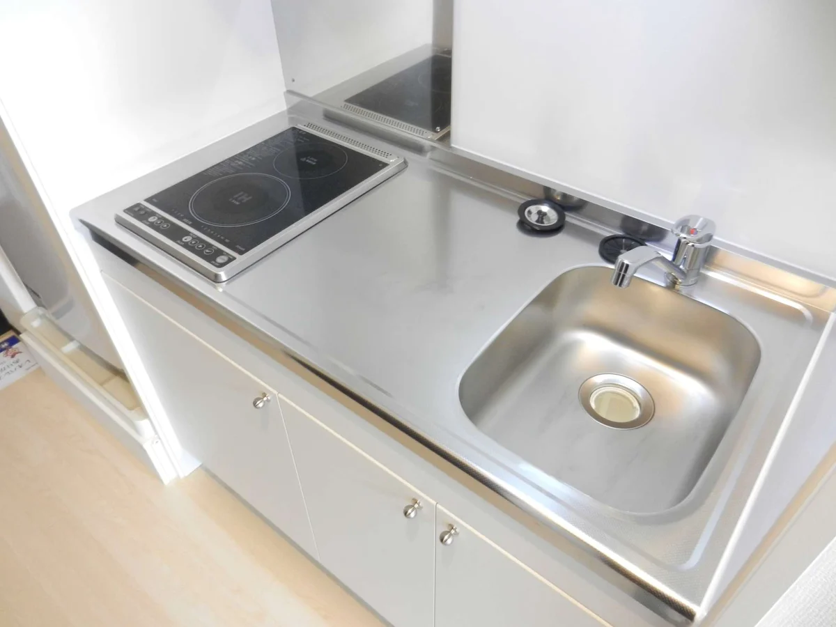 広々キッチン　ＩＨコンロ完備