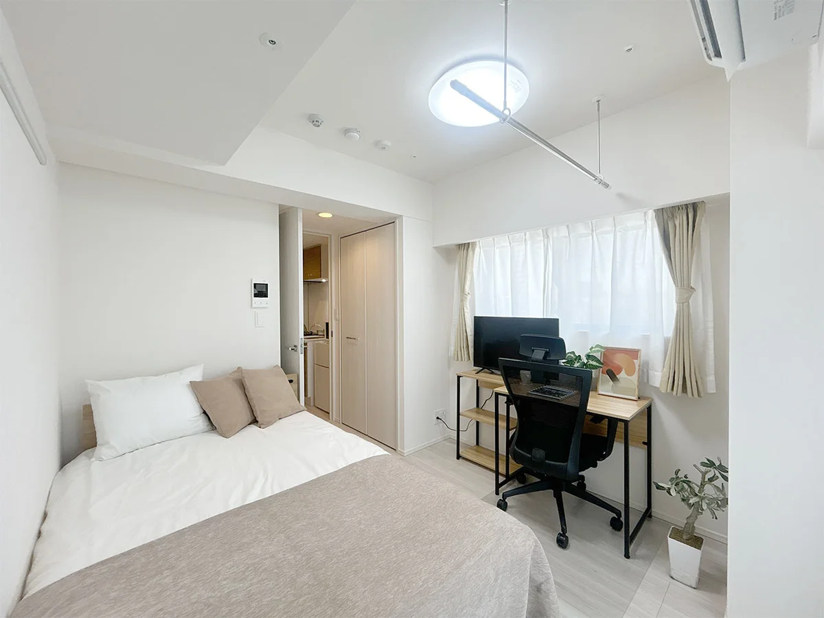 写真はイメージです。ラグなどの室内装飾はございません。