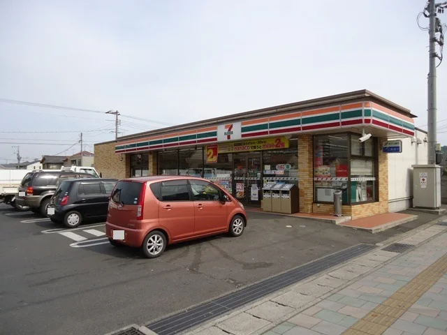 セブンイレブン水呑南新田店まで400m
