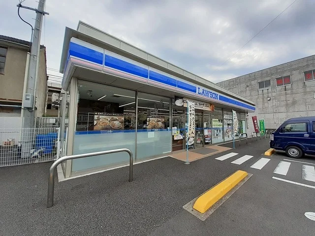 ローソン　佐伯内町店まで600m