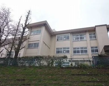 桃園小学校まで250m