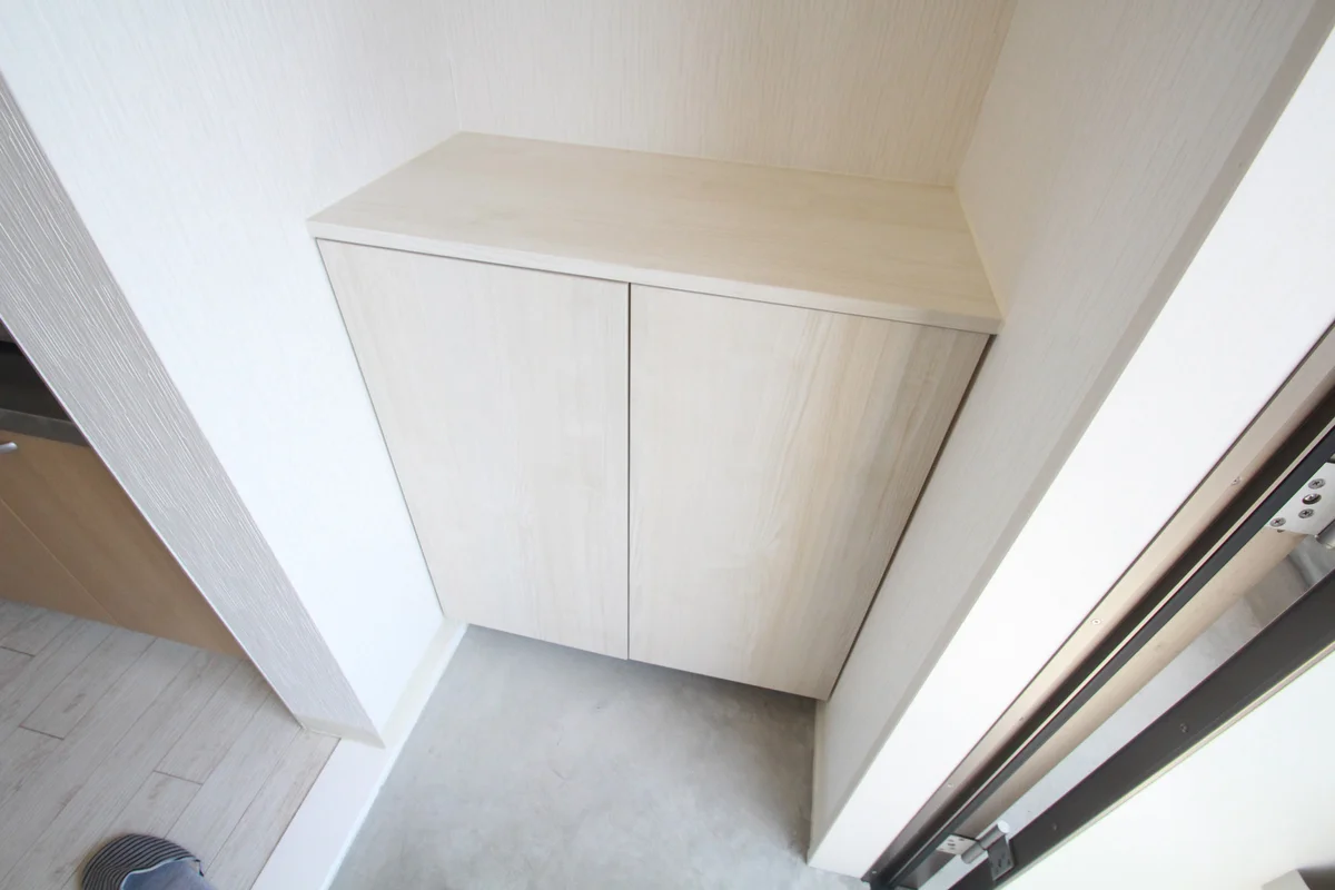 シューズボックス