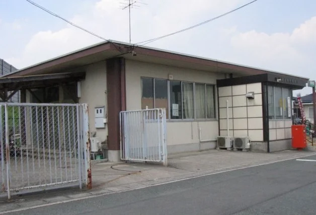 上野台郵便局まで400m