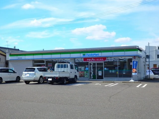 ファミリーマート桑名安永東店まで600m