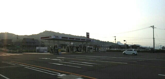 ガソリンスタンドさんまで150m