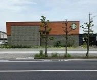 スターバックスコーヒー梅が岡店まで500m