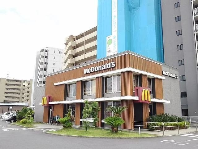 マクドナルド八潮駅前店まで1000m