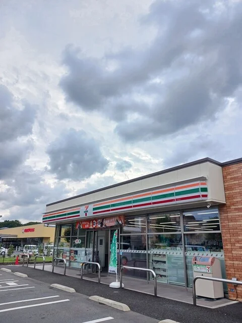 セブンイレブンまで192m