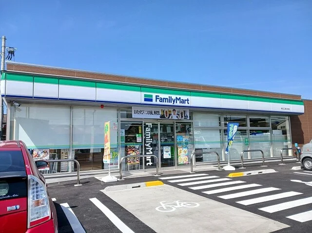 ファミリーマート春日南店様まで530m