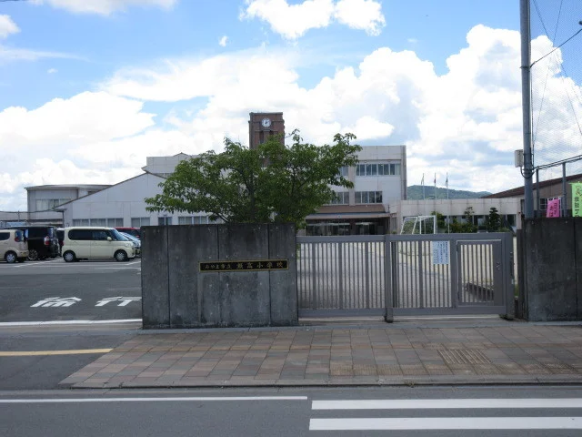 みやま市立瀬高小学校まで510m