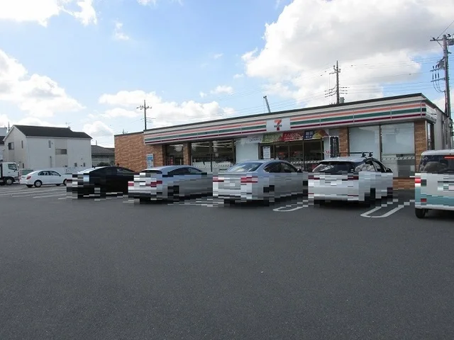 セブンイレブン上三川町役場前店まで90m