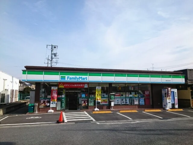 ファミリーマート石原町店まで700m