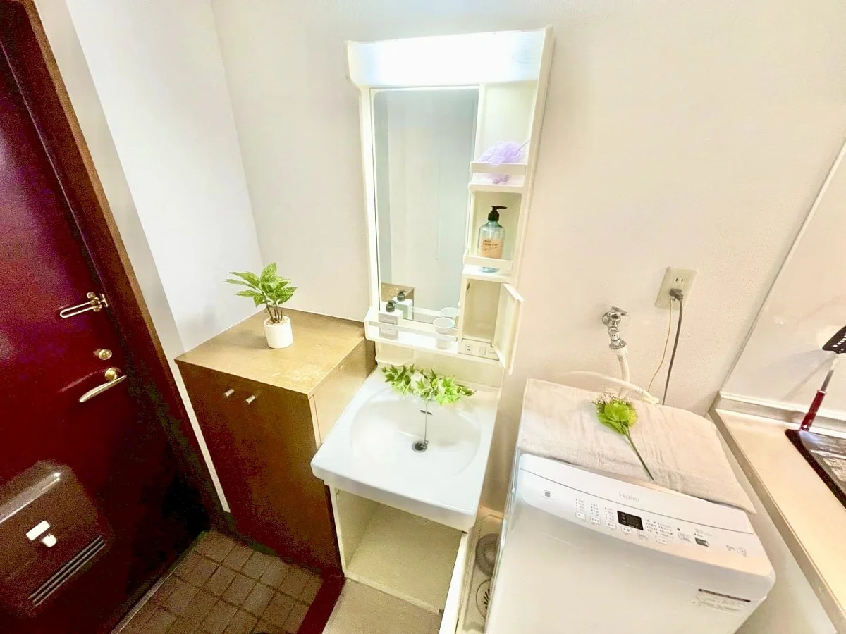 ※撮影用の観察植物・食器調理器具・雑貨類等はございません。※写真は現況優先