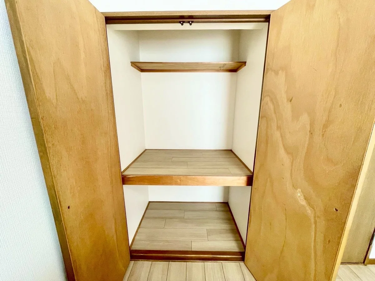 ※撮影用の観察植物・食器調理器具・雑貨類等はございません。※写真は現況優先