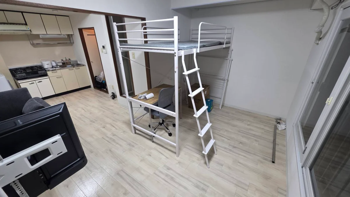 ロフトベッドで、空間を広く使えます