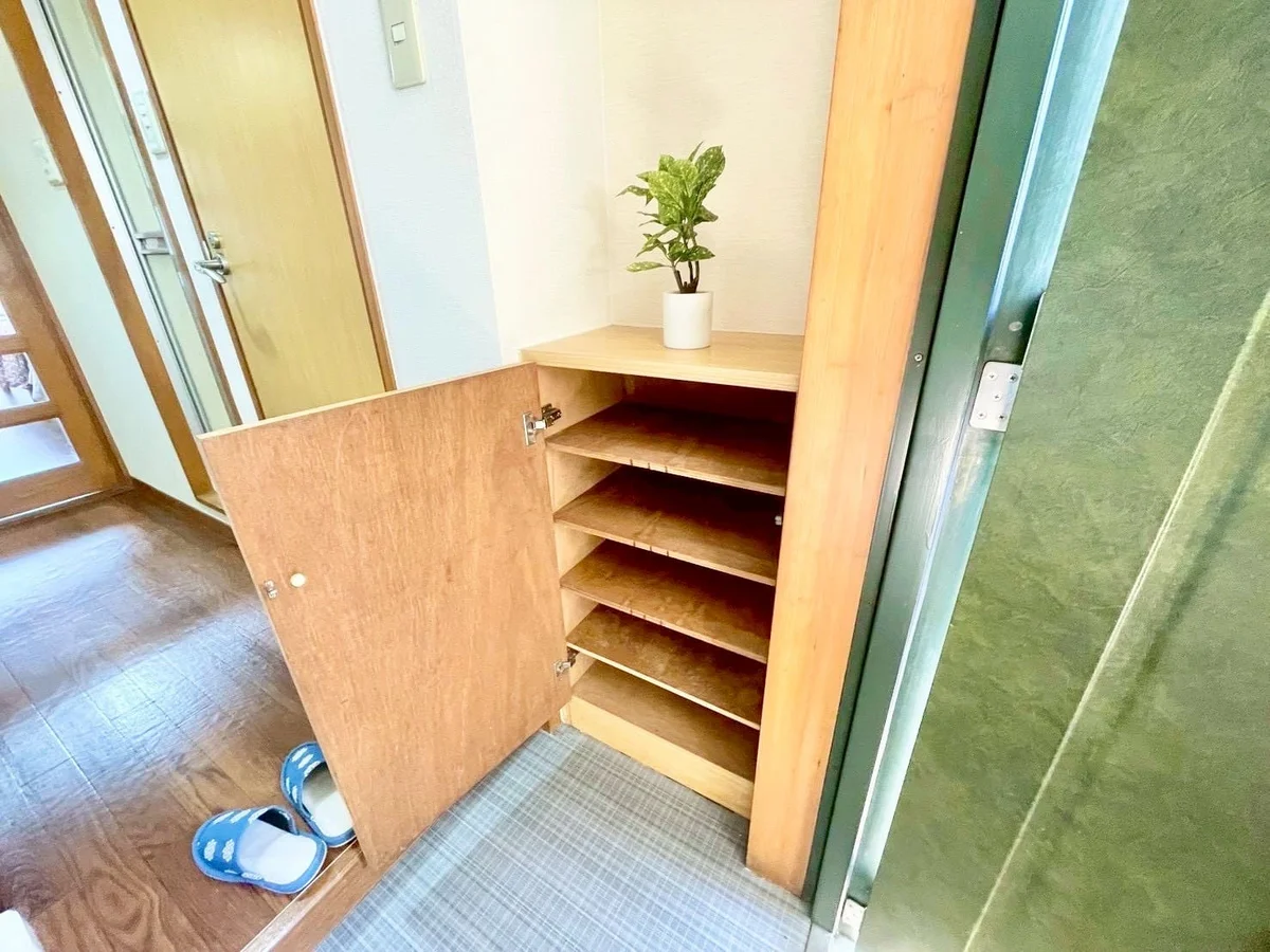 ※撮影用の観葉植物・食器調理器具・雑貨類等はございません。※図面・写真は現況優先。