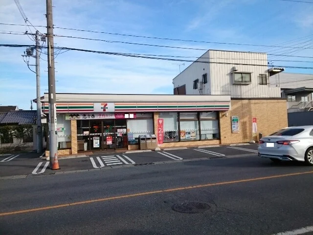 セブンイレブン群馬吉井町店まで450m