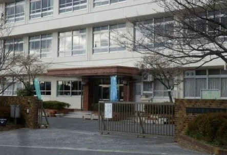 広島市立倉掛小学校まで550m