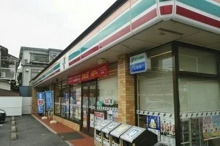 セブンイレブン楠那町店まで750m