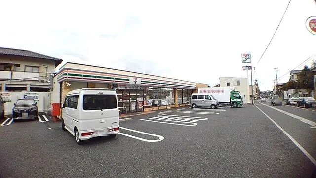 セブンイレブンまで400m