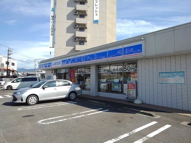 ローソン琴平町榎井店まで500m