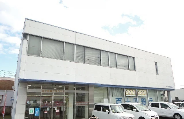 百十四銀行香西支店さんまで1000m