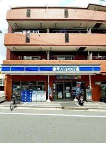 ローソン板橋幸町店まで235m