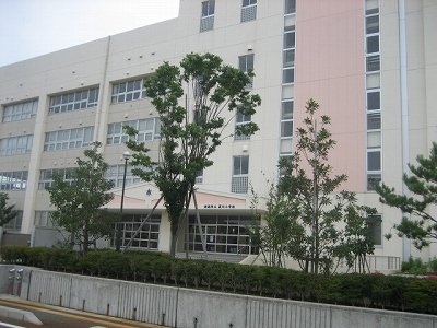 荻川小学校まで300m