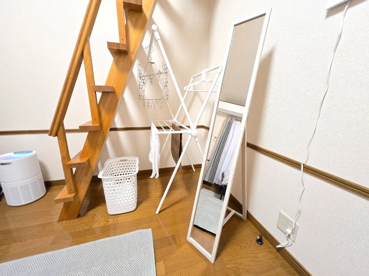 スタンドミラー・室内物干し