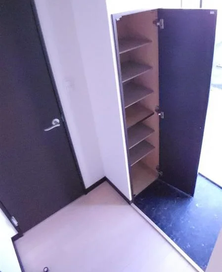 シューズボックス※写真と現状が異なる場合は現状を優先