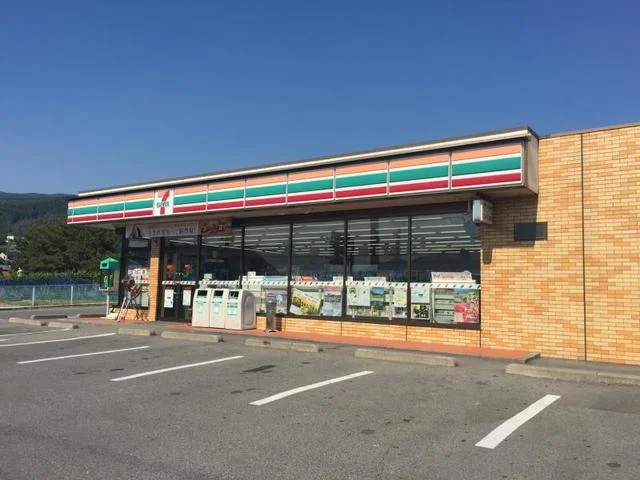 セブンイレブン坂城中之条店まで850m