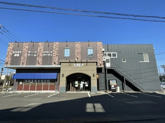 カラオケステップまで800m