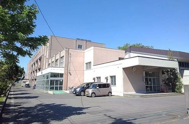 拓北小学校まで450m