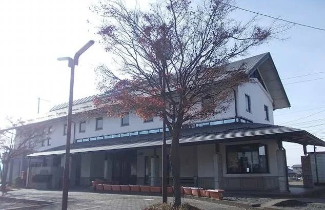 塩川駅まで1500m