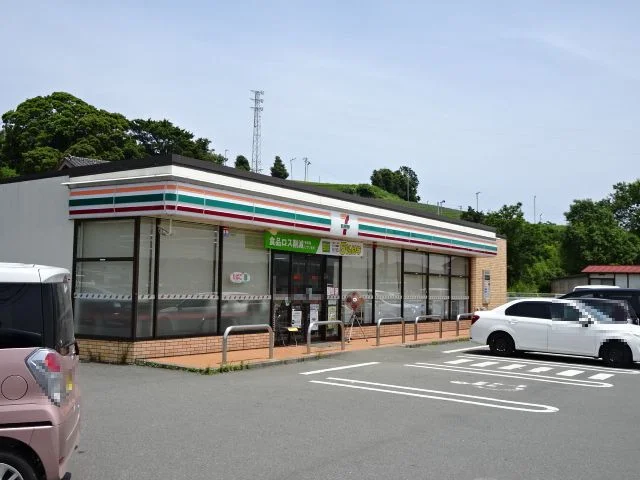 セブンイレブン牧之原中店まで370m