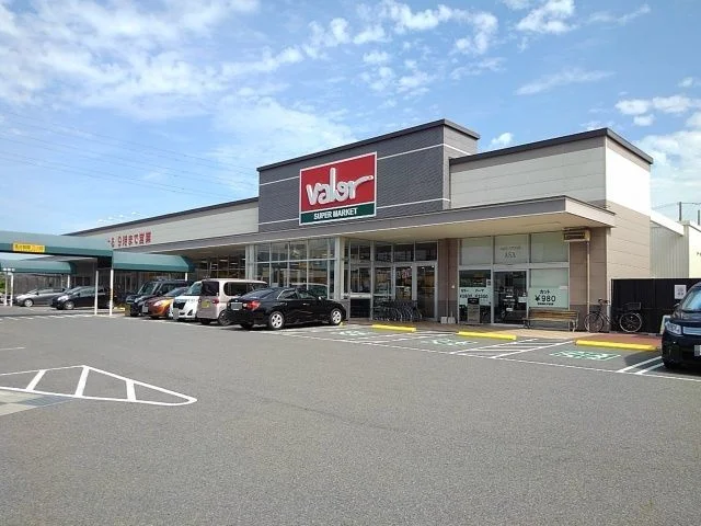 バロー別名店まで1200m