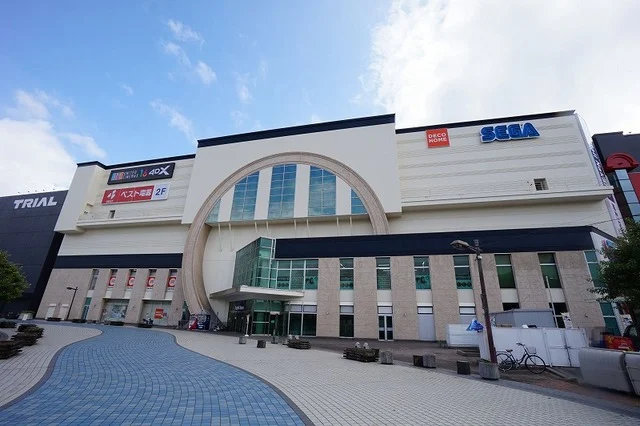 プラザモールなかままで2000m