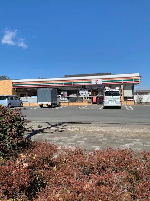 セブンイレブンあきる野増戸店まで550m