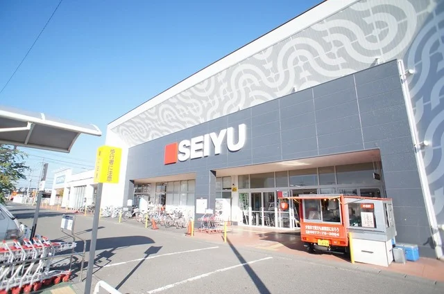 西友伊勢崎茂呂店まで750m