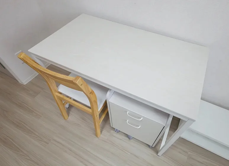 デスク、チェア